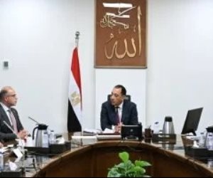 في اجتماع اليوم .. رئيس الوزراء يستعرض عددا من المقترحات لتطوير أداء البورصة المصرية
