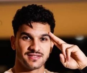 وصول منصف بقرار لمعسكر الأهلي فى إسبانيا بعد انتهاء فترة الراحة