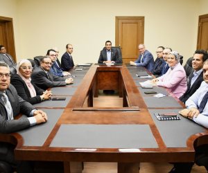 وزير الشباب والرياضة يبحث مع المجلس الصحي المصري تطوير منظومة الطب الرياضي 