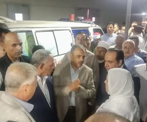 محافظا الشرقية والإسماعيلية يتابعان مصابى الدواويس وإجراءات تسليم الجثامين