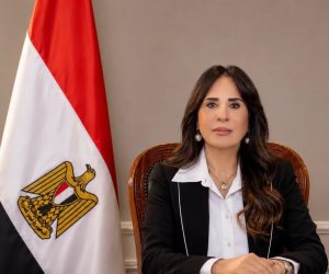 وزيرة الإسكان تتابع مشروعات تطوير الطرق ورفع كفاءة المرافق والتصدي للإشغالات بمدينة العاشر من رمضان