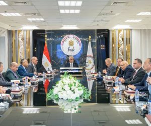 الإنتاج الحربي يبحث مع المستثمرين شراكات صناعية لتعميق التصنيع المحلي