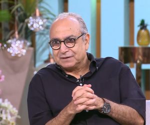 بعيدًا عن الأضواء.. أحمد كمال يكشف أعمال محمود حميدة الخيرية "السرية"