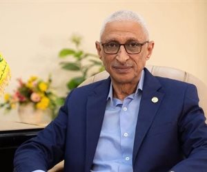 محافظ شمال سيناء يعتمد الضوابط والشروط المنظمة للتقدم للمنح الدراسية للعام  2026/2027.. اعرف التفاصيل 