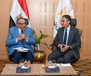 وزير التموين يبحث مع الغرف التجارية تطوير منظومة السلع التموينية وضبط الأسواق