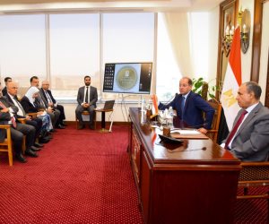 وزير الخارجية يستقبل وزير المالية ويعقدان لقاء مع السفراء المنقولين للخارج 