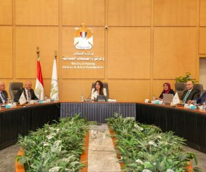 وزيرة الإسكان تتابع موقف منظومة مياه الشرب والصرف الصحي بمحافظة القاهرة ومدينة القاهرة الجديدة