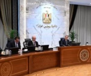 رئيس الوزراء: العمل على تنفيذ التكليفات الرئاسية وتوضيح الحقائق أمام المواطنين
