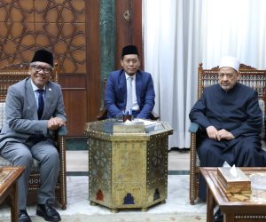 شيخ الأزهر يستقبل السفير الإندونيسي بالقاهرة لبحث سبل تعزيز التعاون المشترك