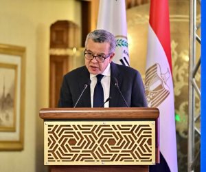 رئيس الجهاز المركزي للمحاسبات يستعرض دور "الإنتوساي" في تنسيق الجهود بمجال الذكاء الاصطناعي الاقتصادي