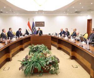 وزير الاتصالات يبحث مع «هيكا داتا» وتحالف أمريكي إنشاء منطقة متكاملة لمراكز البيانات والذكاء الاصطناعي