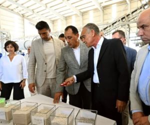 رئيس الوزراء يفتتح مصنع "نا ترانس للأسمدة والصناعات الكيماوية" باقتصادية قناة السويس