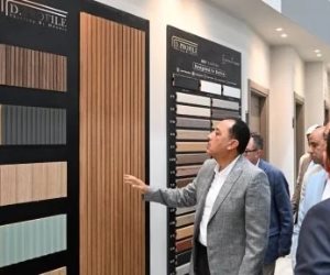 رئيس الوزراء يفتتح المرحلة الأولى من مصنع "ديزاينى دورز"