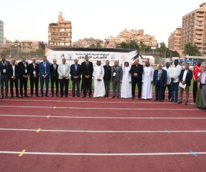وزير الشباب والرياضة يفتتح أعمال تطوير المركز الأولمبي بالمعادي ويشهد منافسات البطولة العربية لألعاب القوى