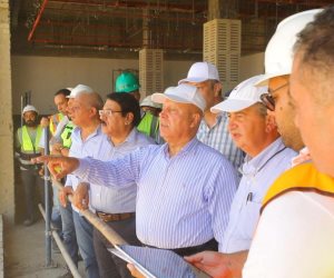 وزير النقل يتفقد مواقع العمل بالخط الأول من شبكة القطار الكهربائي في المسافة من محطة حدائق أكتوبر حتى محطة أحمد عمر هاشم