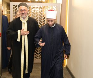 وزير الأوقاف يلتقي مفتي شرق جورجيا على هامش المؤتمر العالمي لدار الإفتاء المصرية