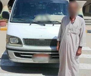 ضبط سائق ميكروباص بالشرقية لطمسه اللوحة المعدنية الخلفية لتفادي المخالفات