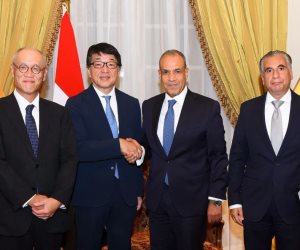 وزير الخارجية يستقبل الرئيس التنفيذي لمجموعة "تويوتا تسوشو" اليابانية