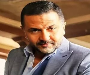 بعد دخولها العنادية المركزة.. الفنان أحمد رفعت يطلب الدعاء لوالدته 