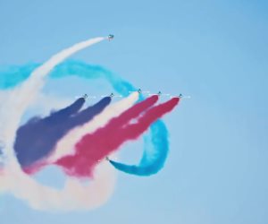 فريق الألعاب الجوية السعودي يقدم عرضا فى المعرض الجوى الدولى بالعلمين 2026
