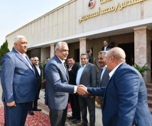 وزير الدولة للإنتاج الحربي يتابع انتظام العملية الإنتاجية لشركة أبو زعبل للكيماويات المتخصصة