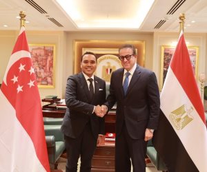 وزير الصحة يستقبل وزير الدولة لوزارتي الداخلية والخارجية بسنغافورة لوضع خطة لتقديم المساعدات لقطاع غزة