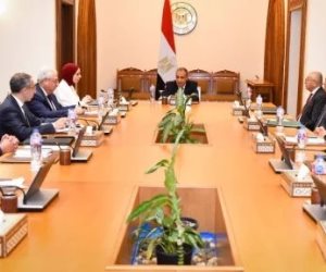 وزير الخارجية يجتمع مع الأمانة التنفيذية لإزالة الألغام وتنمية الساحل الشمالي