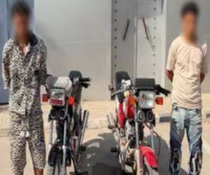ضبط قائدي دراجتين ناريتين لقيادتهما برعونة وأداء حركات استعراضية بالقاهرة