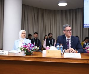 رئيس مصلحة الضرائب المصرية تلتقي وزيرة المالية الهندية ورؤساء الإدارات الضريبية بدول البريكس