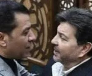 لإيقاف هذا العبث.. مصطفى كامل يرد على جدل رفضه تسلم درع تكريم هانى شاكر