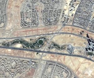 مصر سات-2 يرصد العاصمة الجديدة وجزء من النهر الأخضر والبرج الأيقونى من الفضاء