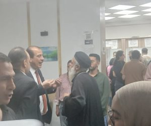 نائب وزير الصحة يتفقد إدارات التكليف والتراخيص ومعامل الصحة العامة لمتابعة انتظام العمل وتيسير الخدمات