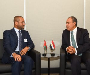 وزير الخارجية يبحث في نيويورك مع نظيره العُماني العلاقات الثنائية بين البلدين ومستجدات الأوضاع الإقليمية