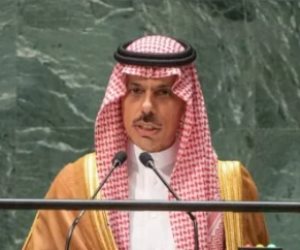 وزير الخارجية السعودي: ندعو المجتمع الدولي لرفض ممارسات الحوثيين في البحر الأحمر