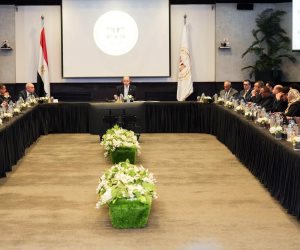 وزير الاستثمار .. يلتقي مراسلي 27 جهة إعلامية دولية وعربية لاستعراض السياسات الاستثمارية والتجارية