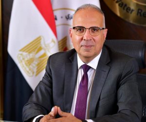 وزير الرى يتابع مستجدات تنفيذ "المشروع القومي لضبط نهر النيل وفرعيه"