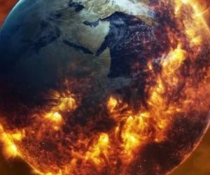النينيو تضرب المكسيك بقوة.. إعصار بولو يثير الفوضى والقلق "فيديو"