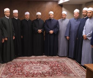 " البحوث الإسلامية " يطلق قافلة توعويَّة إلى الواحات البحريَّة دعمًا لجهود نَشْر الوعي الدِّيني والمجتمعي