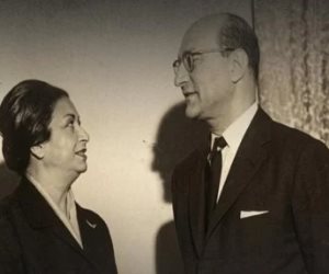 حدث منذ 80 عامًا.. أم كلثوم تتحدى عبد الوهاب وتنتصر للمرأة على مقعد نقيب المهن الموسيقية