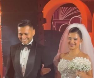 الفنانة صابرين تحتفل بزفاف ابنها نور بحضور الأسرة والأصدقاء