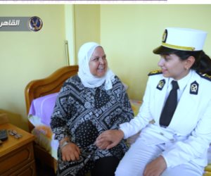 تحت رعاية رئيس الجمهورية وفي إطار مبادرة كلنا واحد.. وزارة الداخلية تُنظم إحتفالات وزيارات للمسنين بمناسبة اليوم العالمي لكبار السن وتوزيع الهدايا عليهم