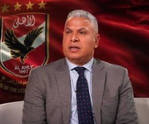 وائل جمعة يكشف كواليس تجديد عقود ثلاثي الأهلي