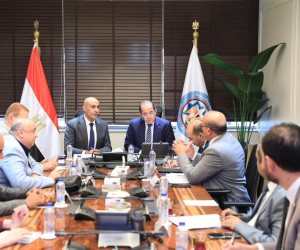 وزيرا المالية والتربية والتعليم يبحثان سبل تحسين أوضاع المعلمين المالية