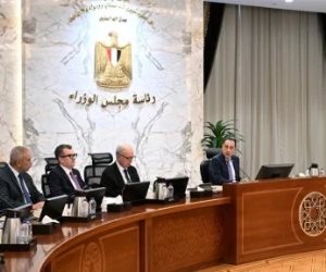 رئيس الوزراء يستعرض محاور جلستي حوار بشأن موارد النقد وإدارة الدين