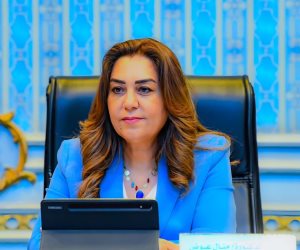 وزيرة التنمية المحلية والبيئة تتابع إجراءات تشكيل فرق متخصصة للتنمية الاقتصادية بقرى المبادرة الرئاسية "حياة كريمة"