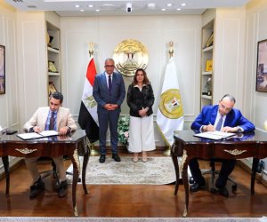 وزيرة التنمية المحلية ورئيس معهد التخطيط  يشهدان توقيع بروتوكول تعاون مشترك لتأهيل كوادر الإدارة المحلية في مجالات التخطيط والتنمية