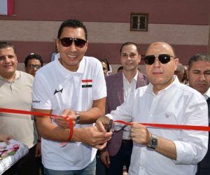 وزير الشباب والرياضة ومحافظ الغربية يفتتحان ملعبًا سباعيًا بمركز شباب البطل محمد سيد سامي بسبرباي