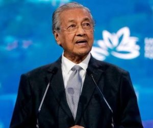 رئيس وزراء ماليزيا للرئيس السيسي: أنت صديق عزيز ومصر ساهمت في تعليم أجيال من الماليزيين