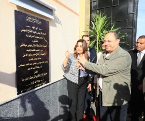 وزيرة التنمية المحلية: مصنع إنتاج شكائر الزماط بالخارجة ينتج ١.٥ مليون شكارة سنوياً 