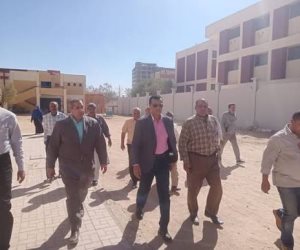 وفاة معلمة بسوهاج تفتح ملف «الأتوبيس الطائر».. مطالب بالتحقيق في أساليب متابعة المدارس